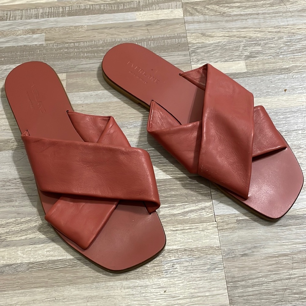 NEW Everlane Burnt Sienna Red The Day Crossover Sandals Size 10